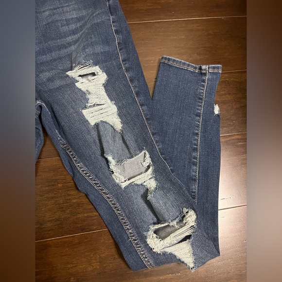 Hollister Curvy Ultra High-Rise Super Skinny Size 9 Regular NWT - Picture 3 of 8